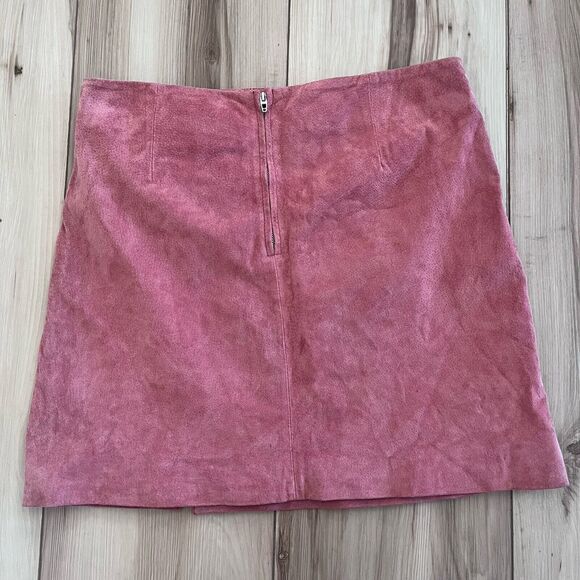 ANTHROPOLOGY Blank NYC 100% Leather PINK Suede Buckle Moto Mini Skirt Size 28 - Picture 4 of 9